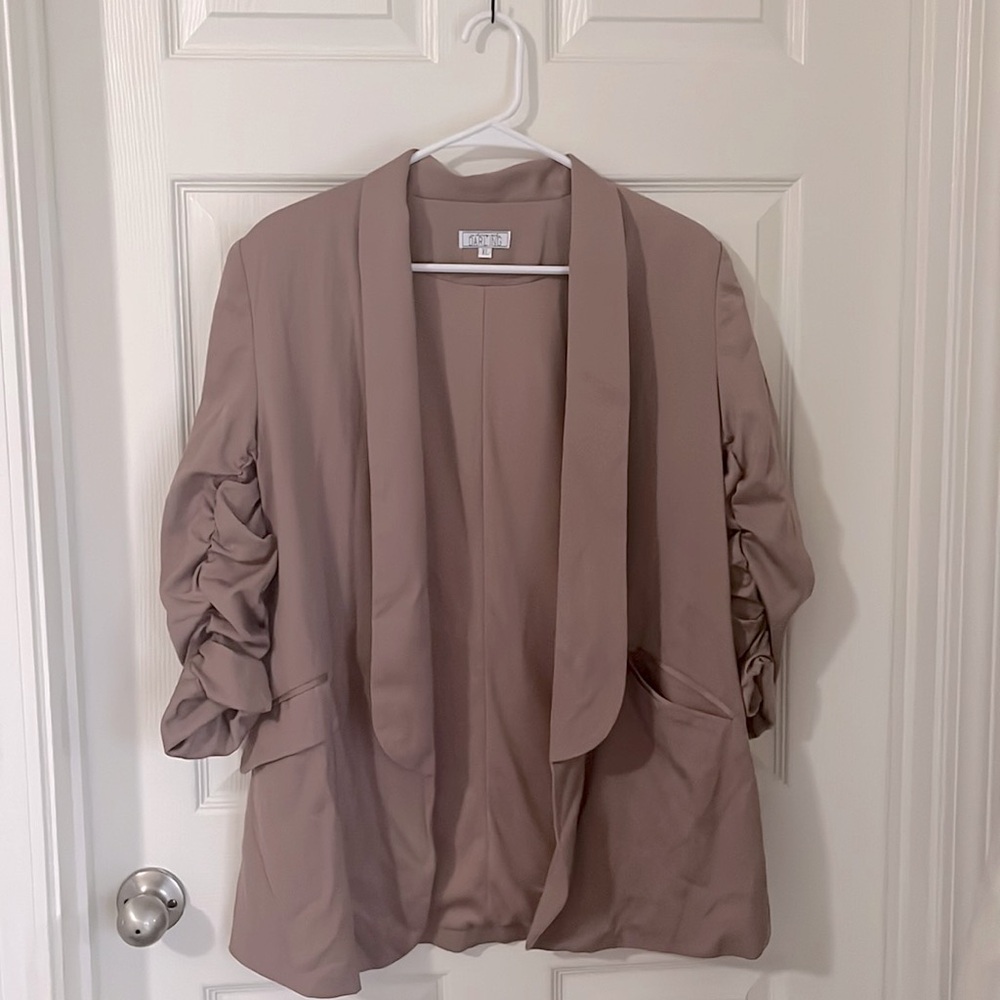 A Dip of Darling Blazer